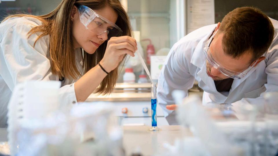 Komplekse PFAS-substitutioner i medicinsk udstyr